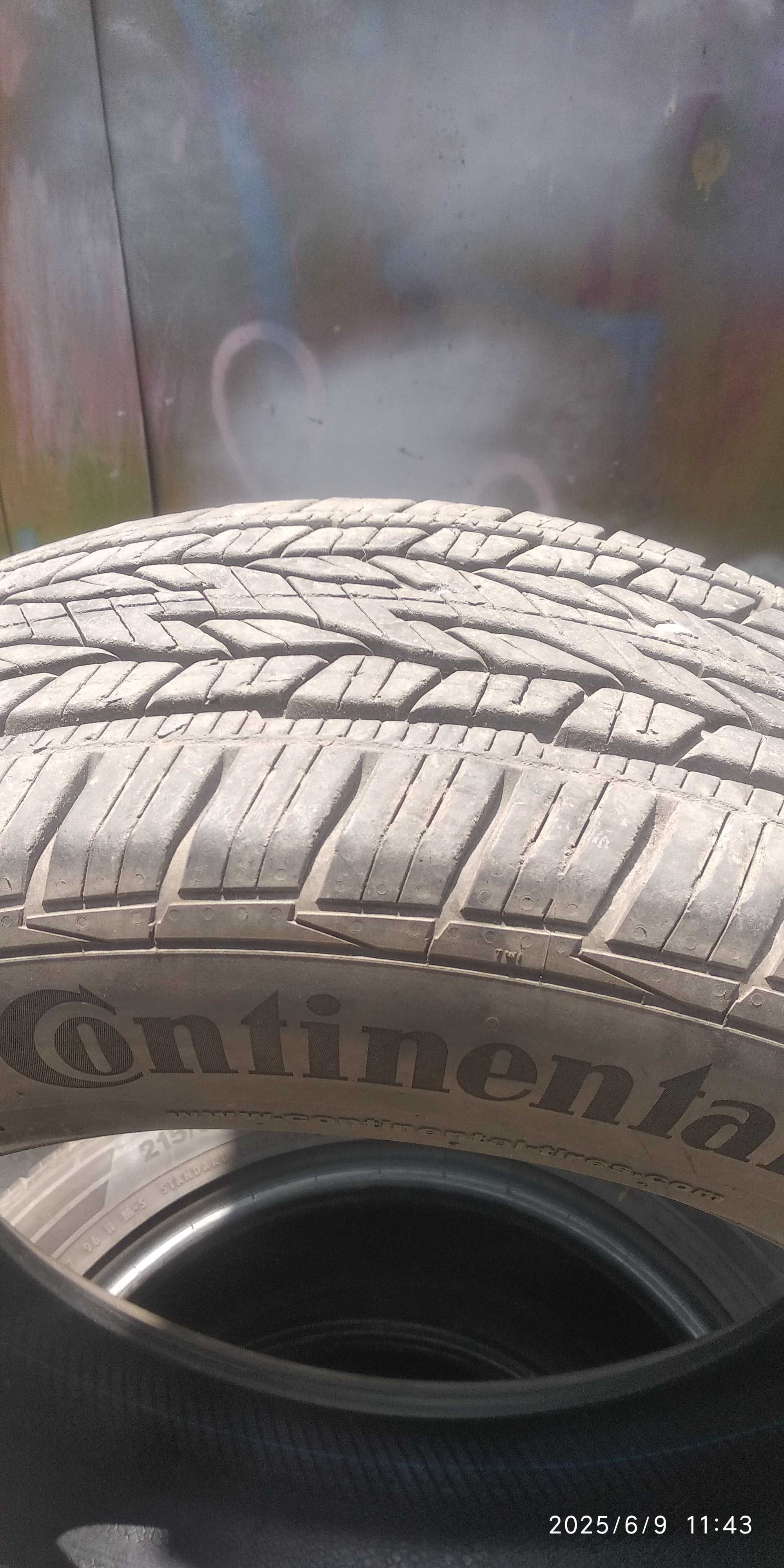 Продается летняя резина Continental R17 очень в хорошем состояний,