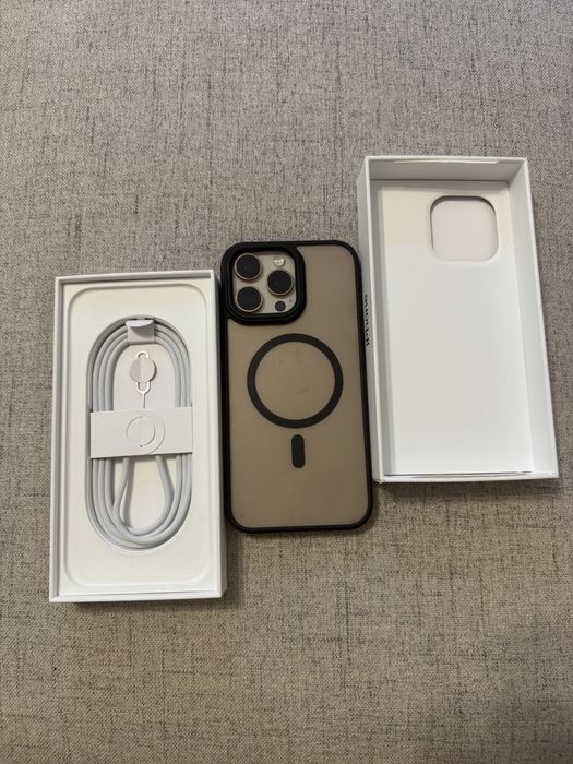 iphone 16 pro max 256gb desert titanium, ca NOU, baterie 100%