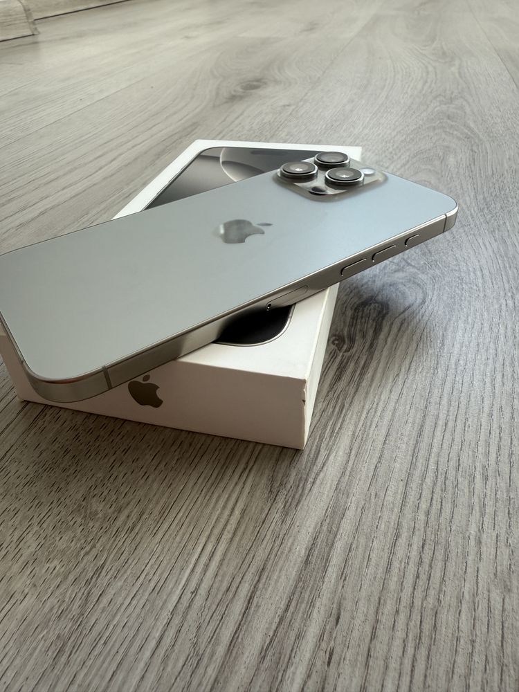 Перфектен!Iphone 16 pro max 512GB