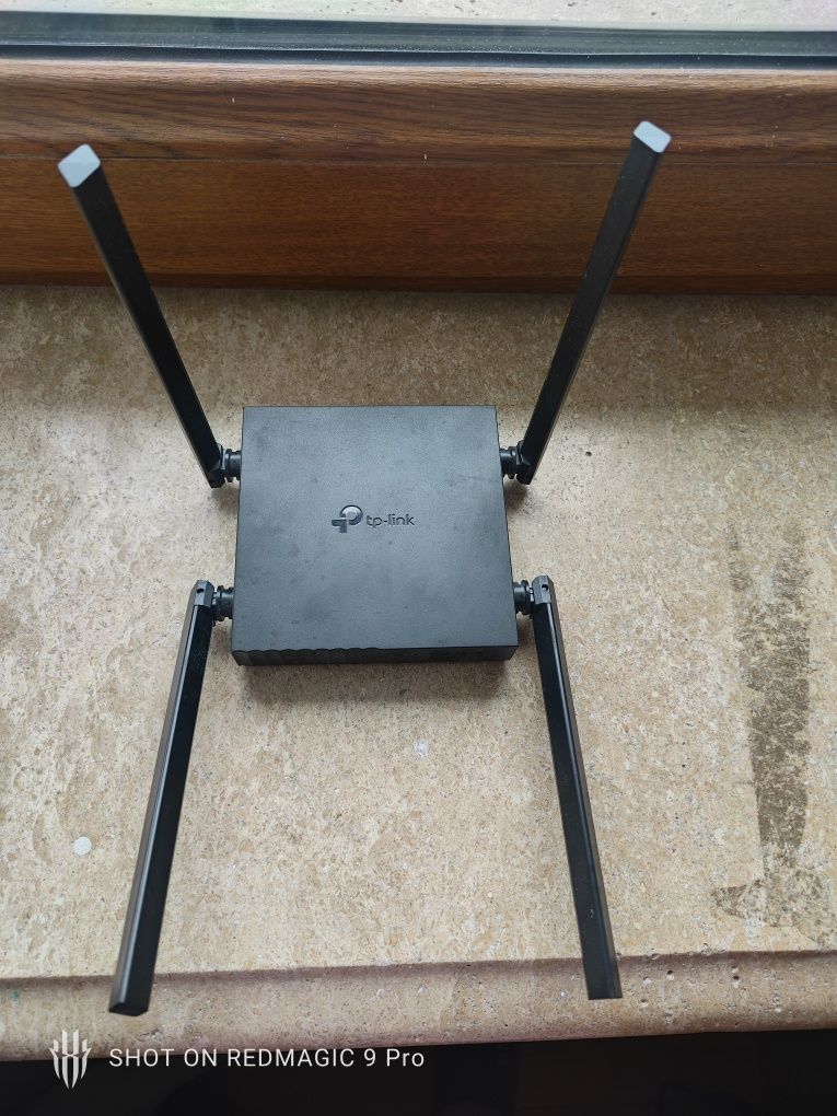 Router TP Link Archer C54 sotiladi (Роутер продается)