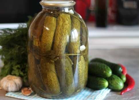 продам соленья огурцы, помидоры