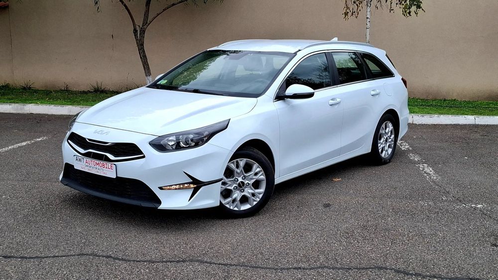 Kia Ceed 1.6 CRDI 136 cp MHEV Active TVA Inclus si Deductibil Rate Leasing