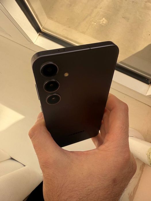 samsung S24 plus America