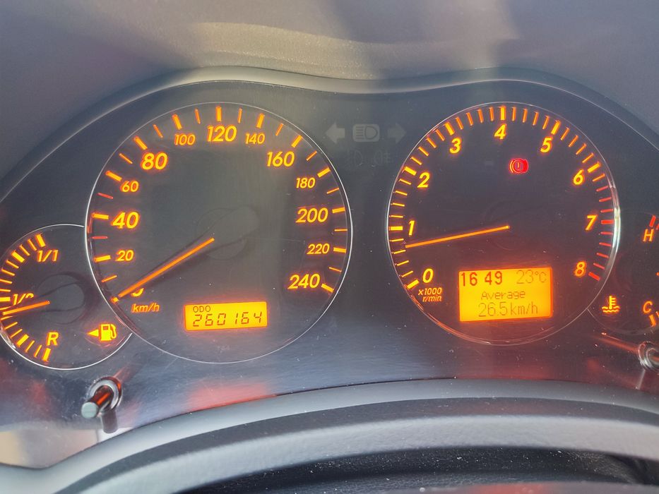 Toyota Avensis 1.8 benzină + GPL – 3500 euro