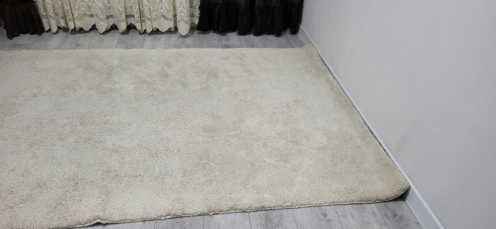 Продам  ковер  срочно