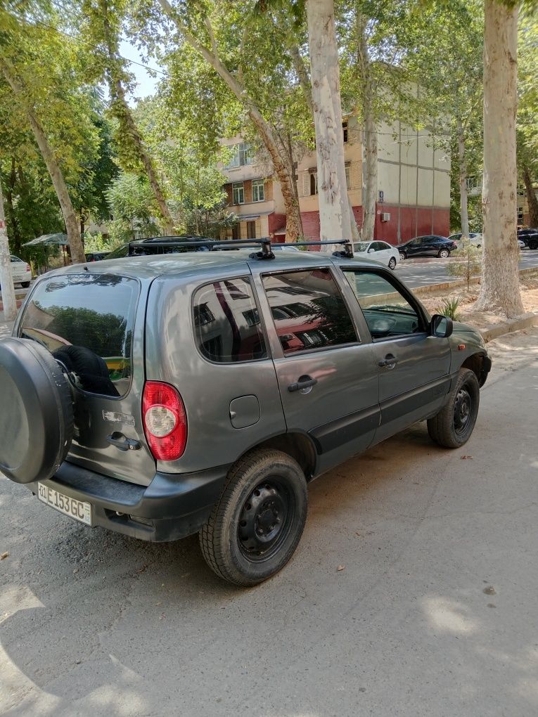 Niva shevralet 2005 yili oldi yoq primoy kardan metan gaz holati ortac