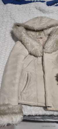 Зимно късо палто с голяма качулка