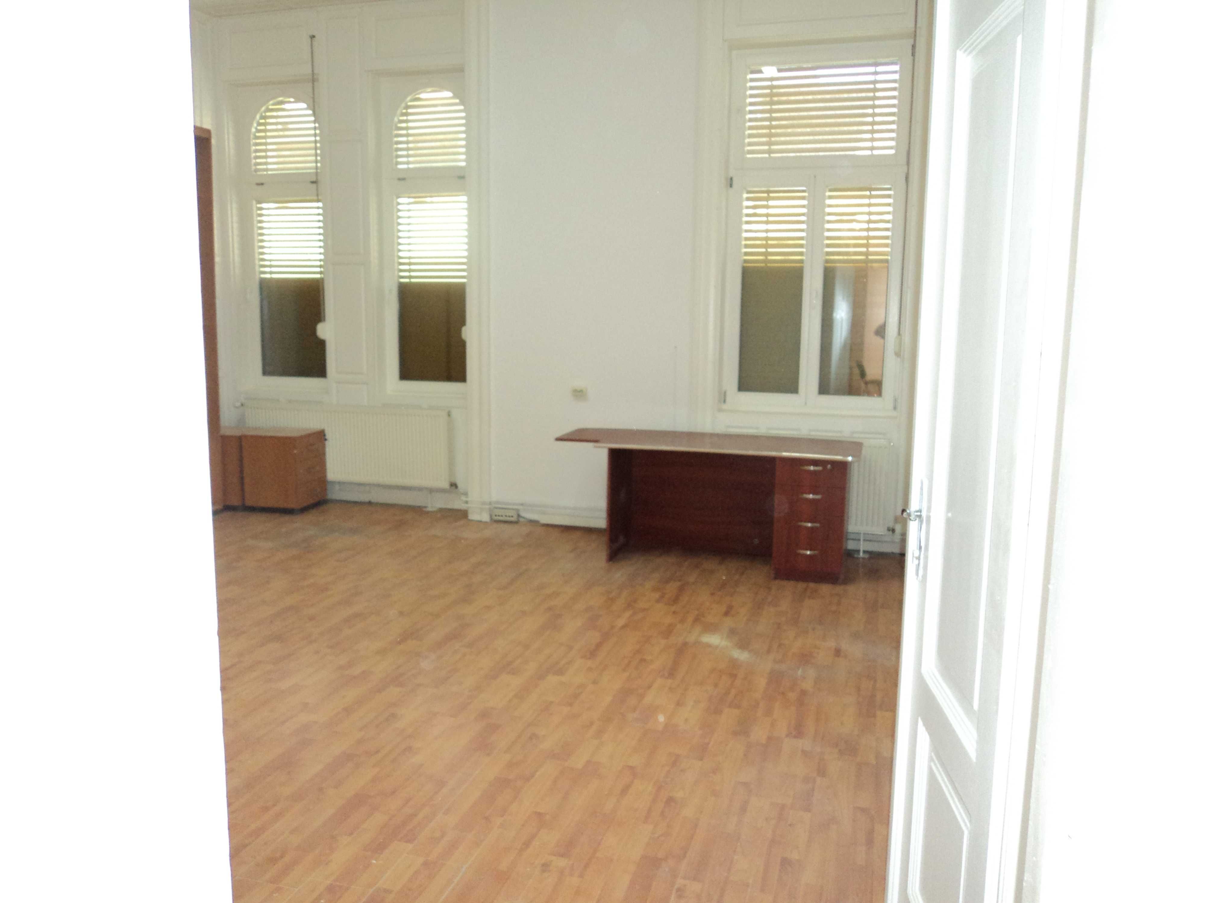 Apartament 5 camere 181 mp Piata UNIRII