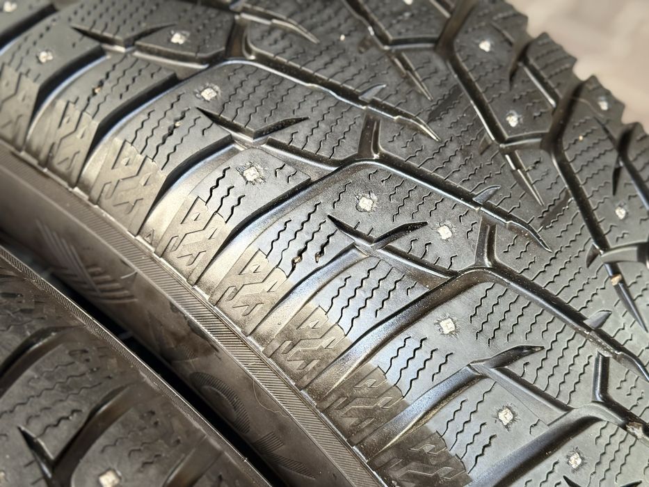 Yokohama IceGuard 265/65 R17