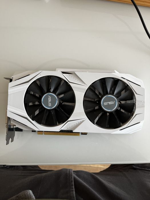ASUS DUAL GeForce GTX 1060 06G