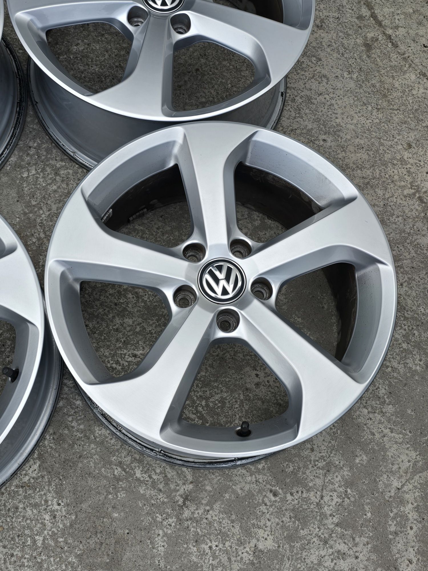 Джанти 17 / 5х112 - VW Golf и др. 5x112
