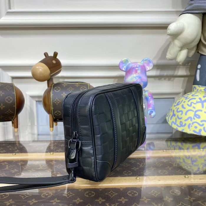 Чанта Louis Vuitton Pochette Kasai