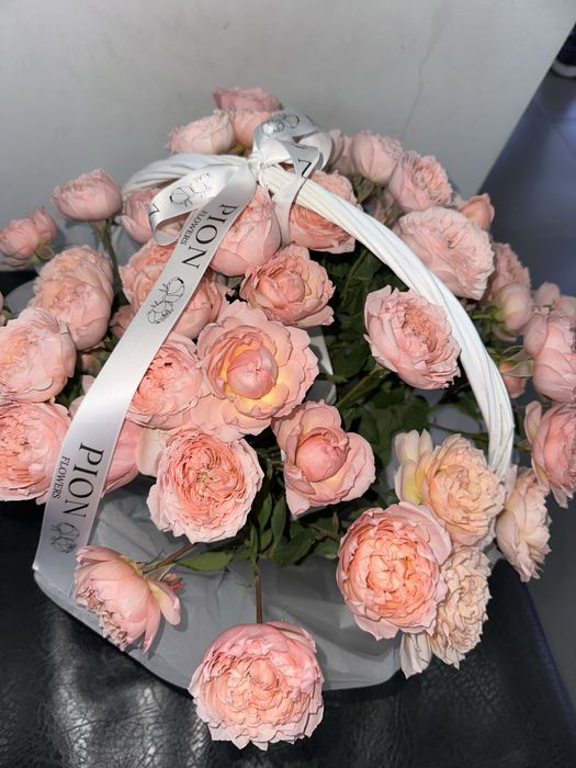 Гүл сатылады,свежий қазір алдым! Корзинадағы пионовый роза