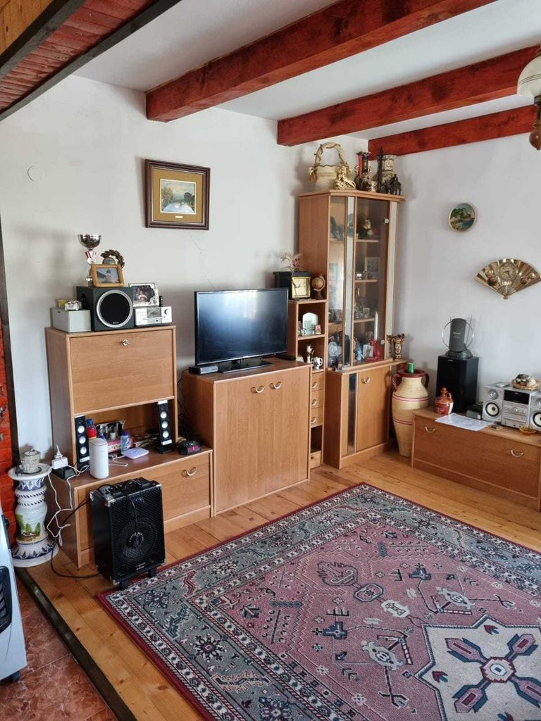 Продава се Къща в Божурище - 172 кв.м за 1338 €/кв.м - Снимка #13