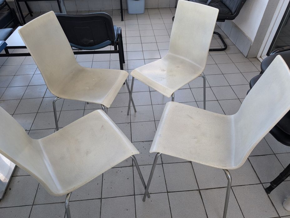 Стол трапезен/ градински