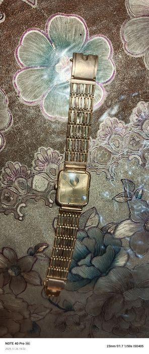 Mak time Rossiyada chiqarilgan 583 probali tilla soat