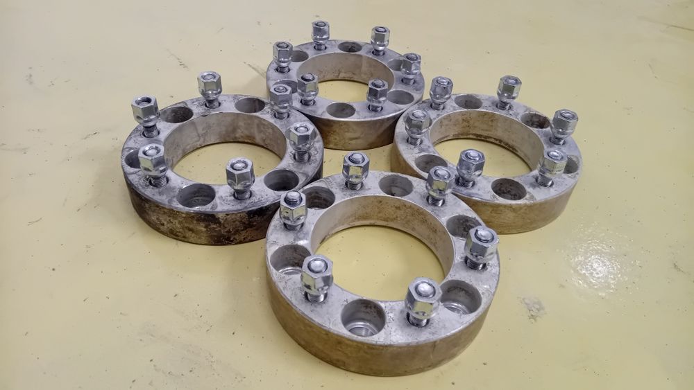 Фланци +38 мм и 6х139.7