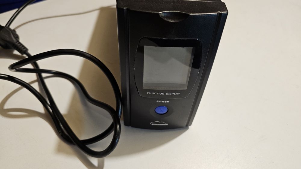 UPS SilverCloud 650VA