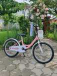 Vând bicicletă 20 inch pentru fete!