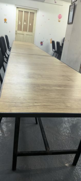 металлический каркас для праты, стол