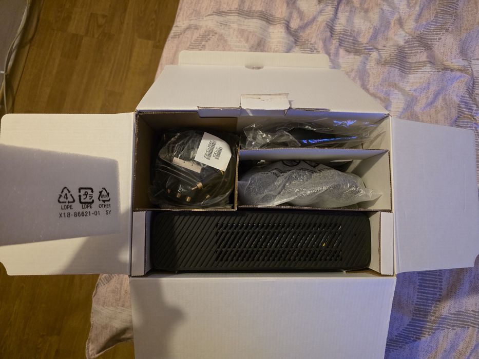 Xbox 360E 250GB FULL BOX