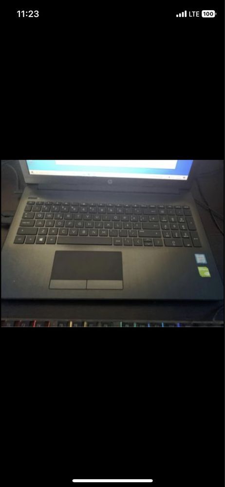 Vand laptop HP intr-o stare foarte buna