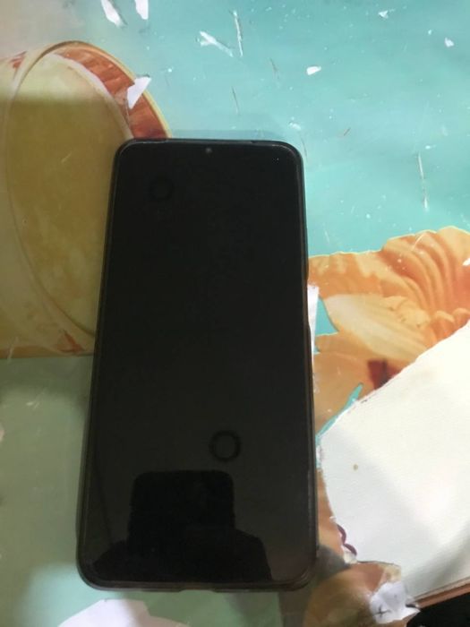 Продам телефон realme note 50