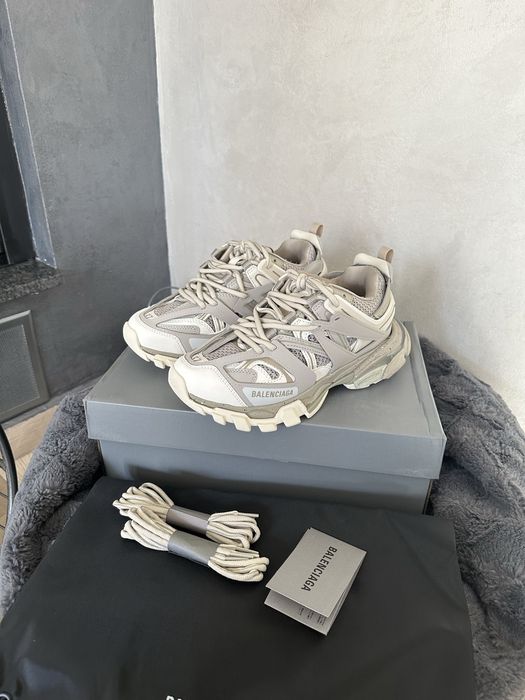 Balenciaga Track Recycled Sole Bej / Beige