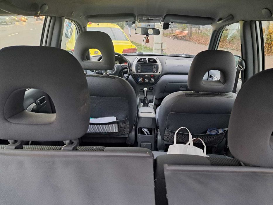 Toyota RAV4 – An 2002