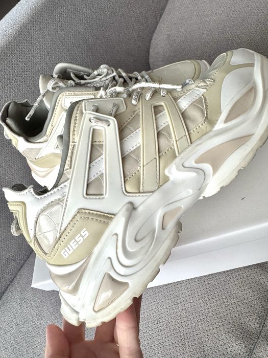 Guess оригинални маратонки