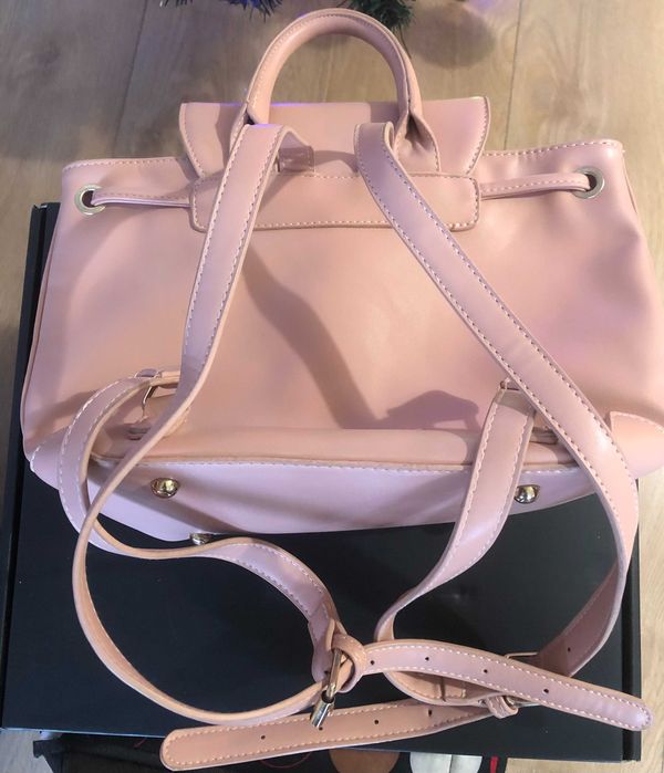 Розова чанта тип раничка Mohito