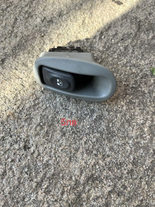 Части Рено Сценик 1.6i 16V 105 коня 2003г