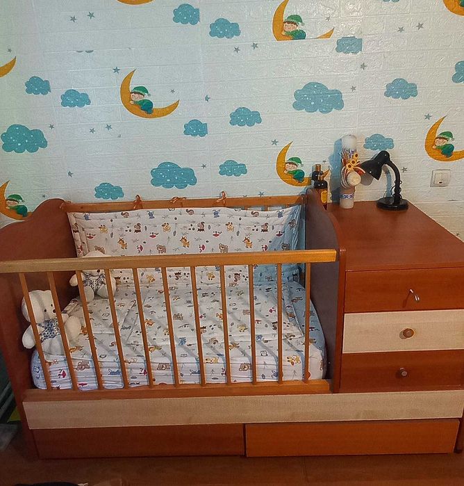 Patut cu saltea si lenjerie