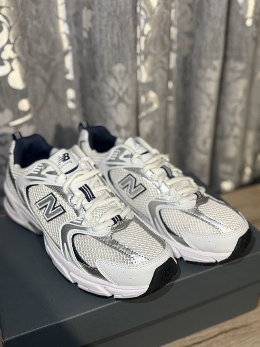 New Balance 530
