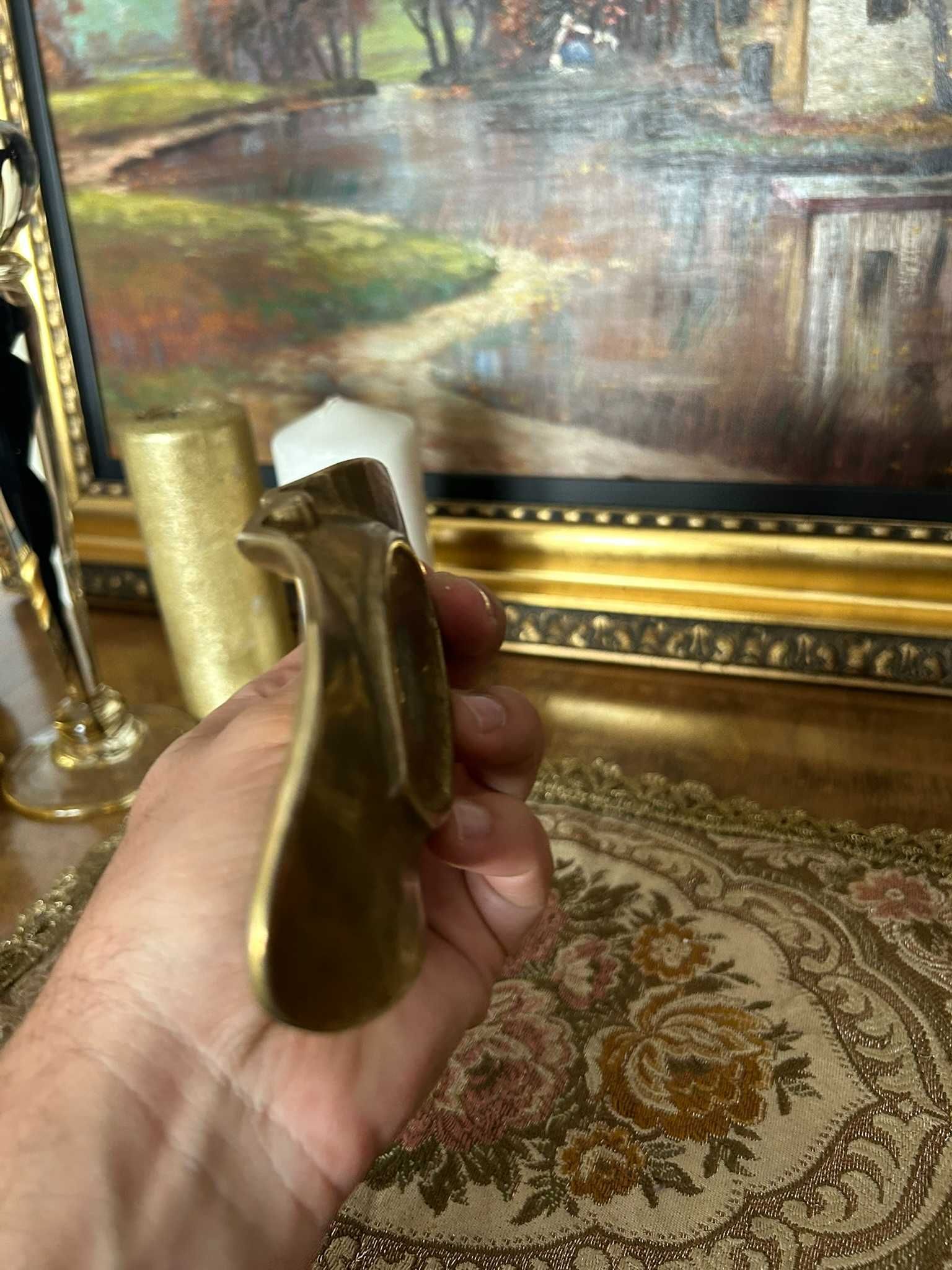 A201 Superba decoratiune de bronz masiv pentru chei sau scrumiera 228g