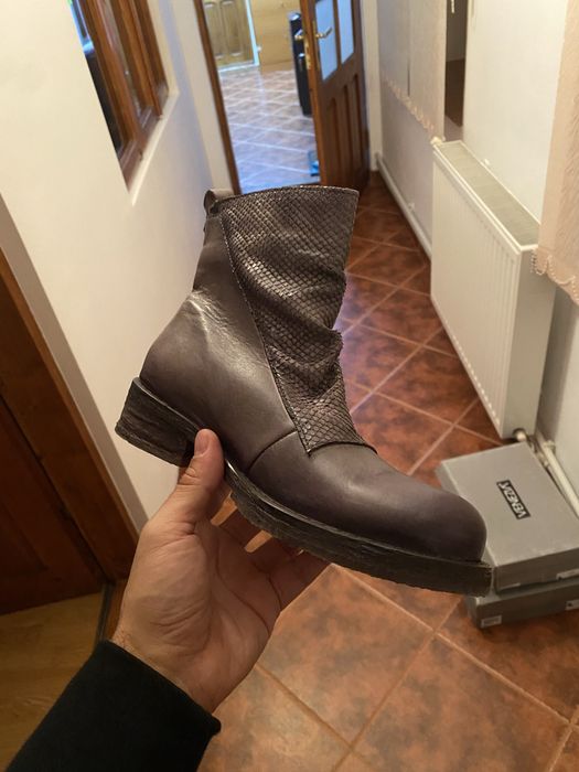 Ghete de dama din piele naturala