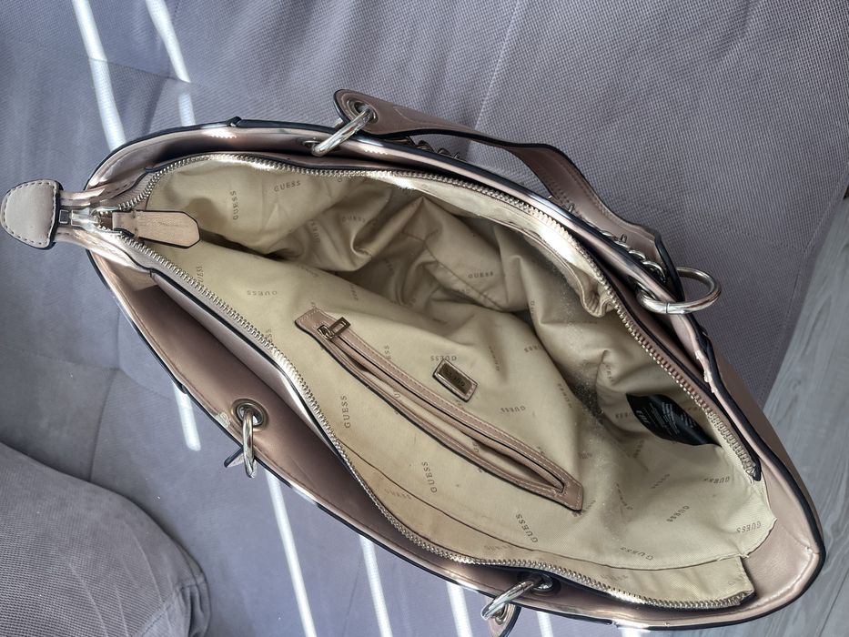 Чанта guess оригинална