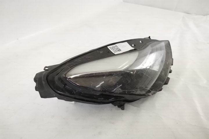 Десен фар Оригинален LED Авариран Тесла / Tesla Model 3 1 [2017, 2018,