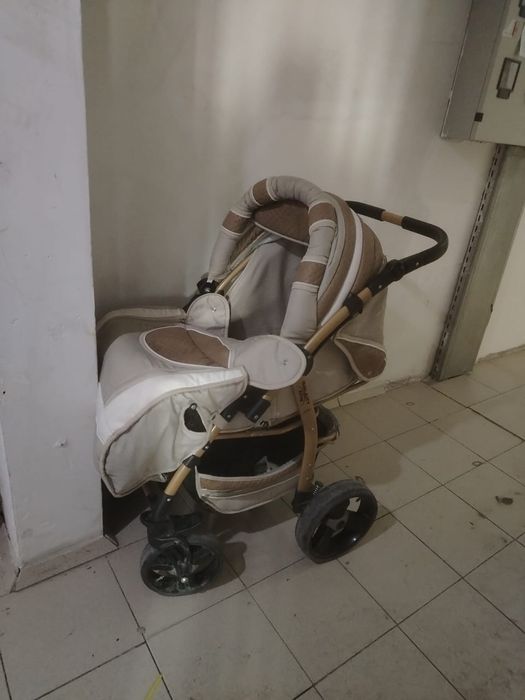 Продам коляску б/у