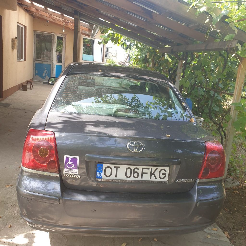 Avensis automatT25,1,8,Gpl,2005 de vânzare