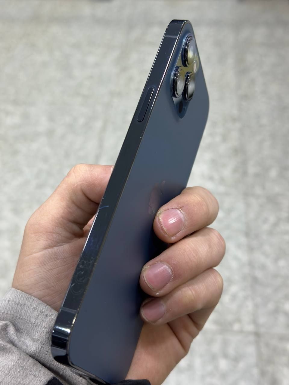 iPhone 12 pro max blue