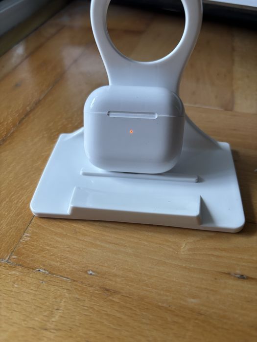 Безжични Слушалки Apple - AirPods 3