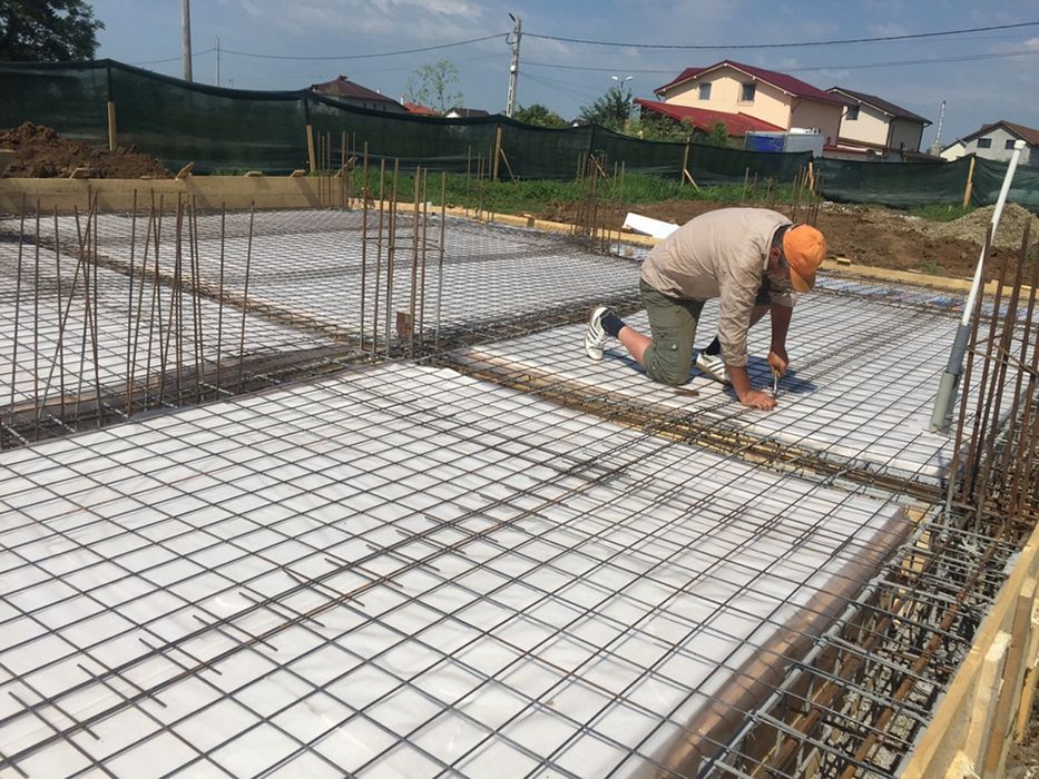 Reconsolidari, renovam apartamente /case ,executam case la roșu