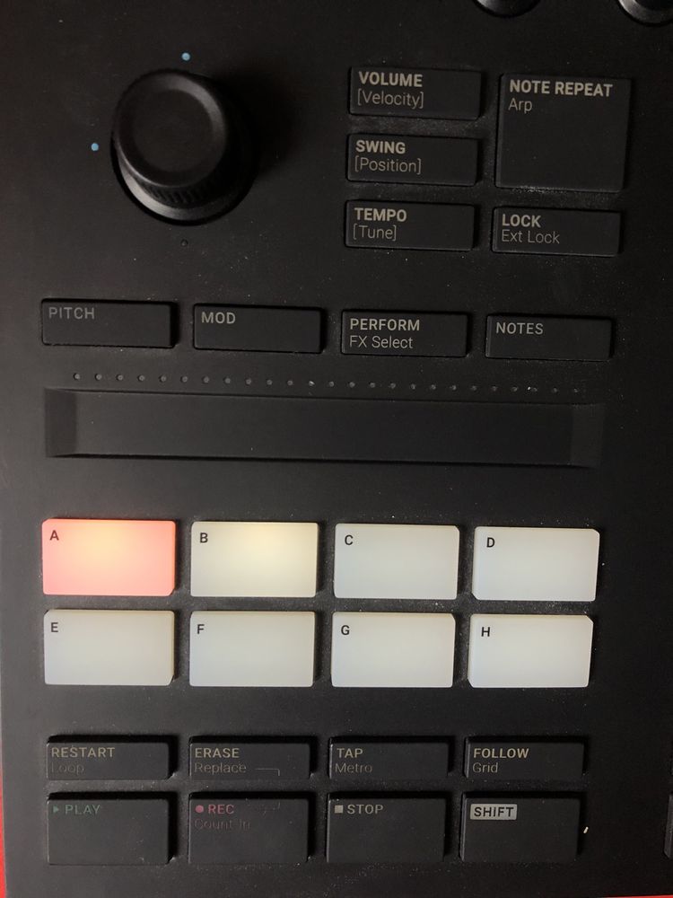 Maschine MK3 Native instruments дръм машина