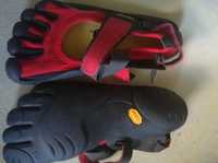 pantofi anatomici speo rafting vibram five fingers  nr 36