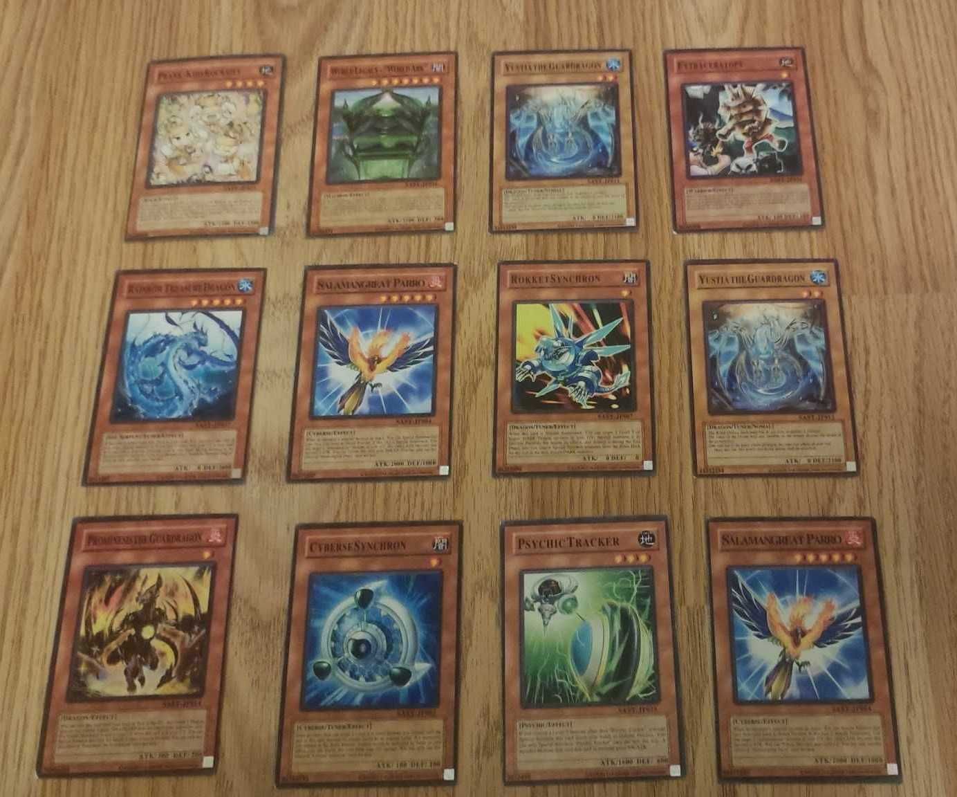Продавам Yu Gi Oh карти