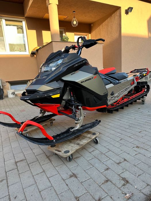Snowmobil Ski Doo Summit X TURBO 850 E-TEC SHOT 2022