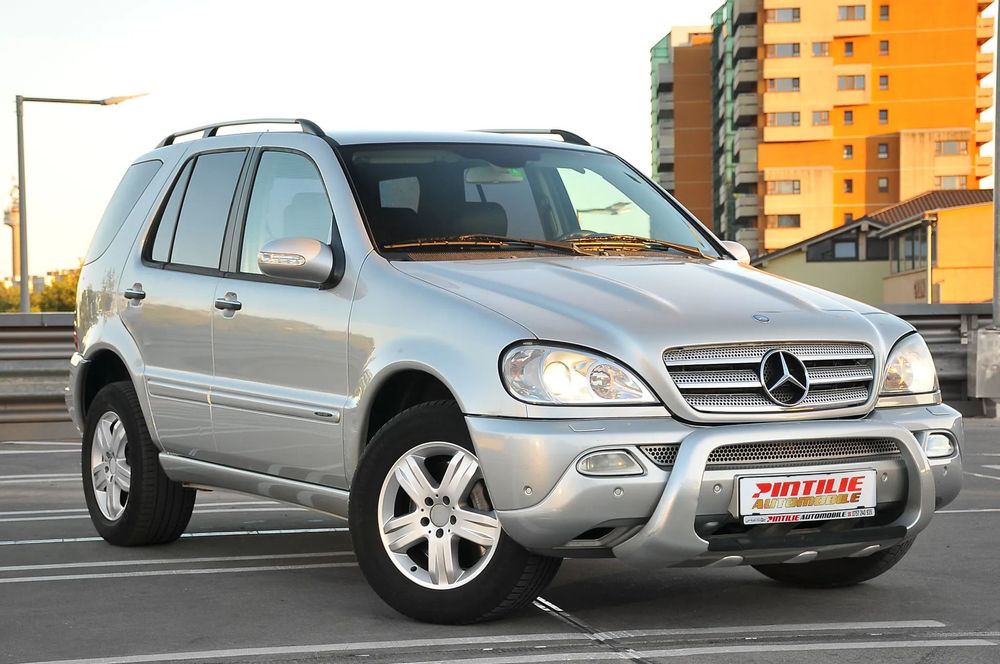 Mercedes-Benz ML Automat / Pilot / Comenzi volan / Dublu Clima / Navigatie