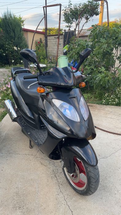 vand sau schimb cu cross scuter daelim 125cc