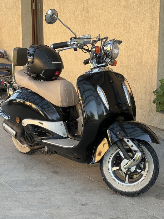 Vand scuter 125cc 2010